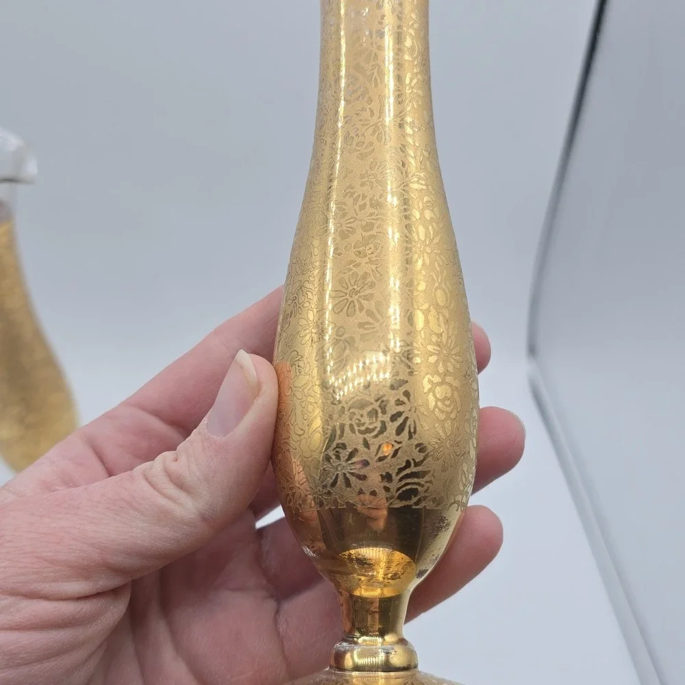 Vintage‎ Beautiful Bud Glass Vase Gold Floral Patterns Hollywood Regency